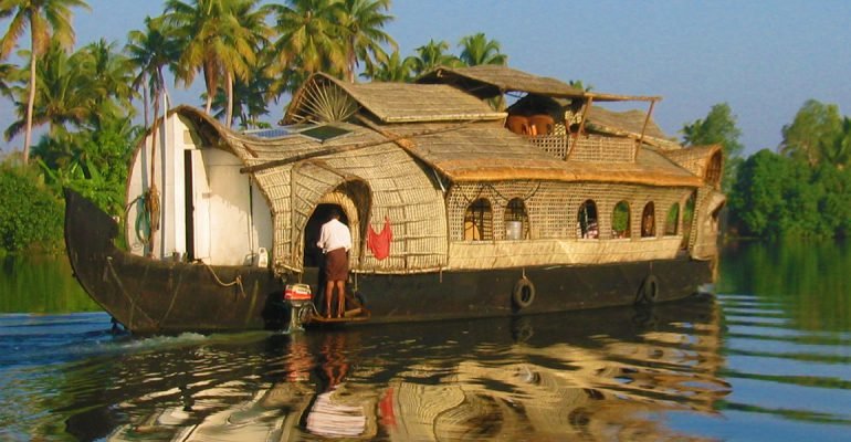 Alleppy_House_Boat-_In_Kerala
